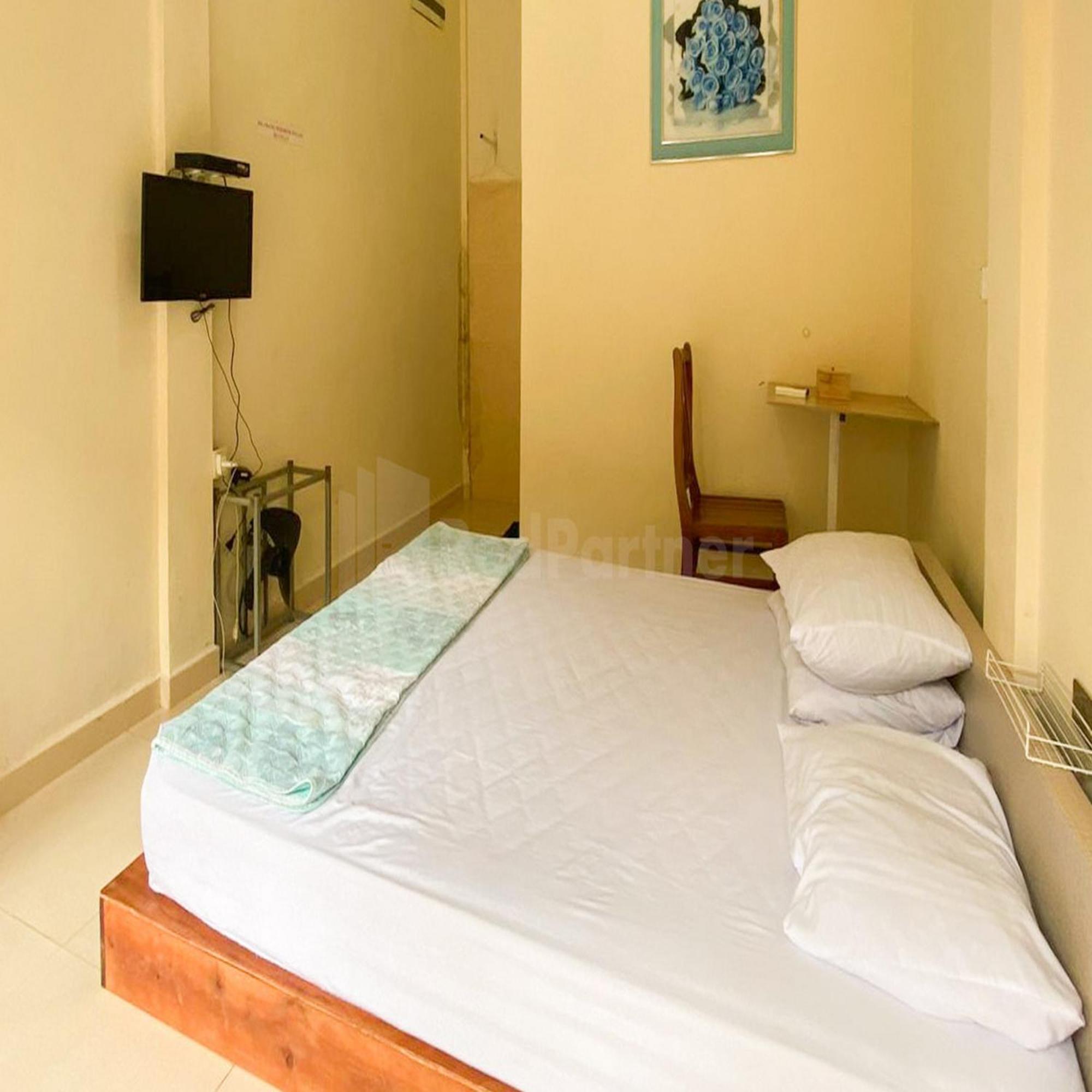 Wisma Pinggir Mitra Reddoorz Tanjung Pinang Extérieur photo