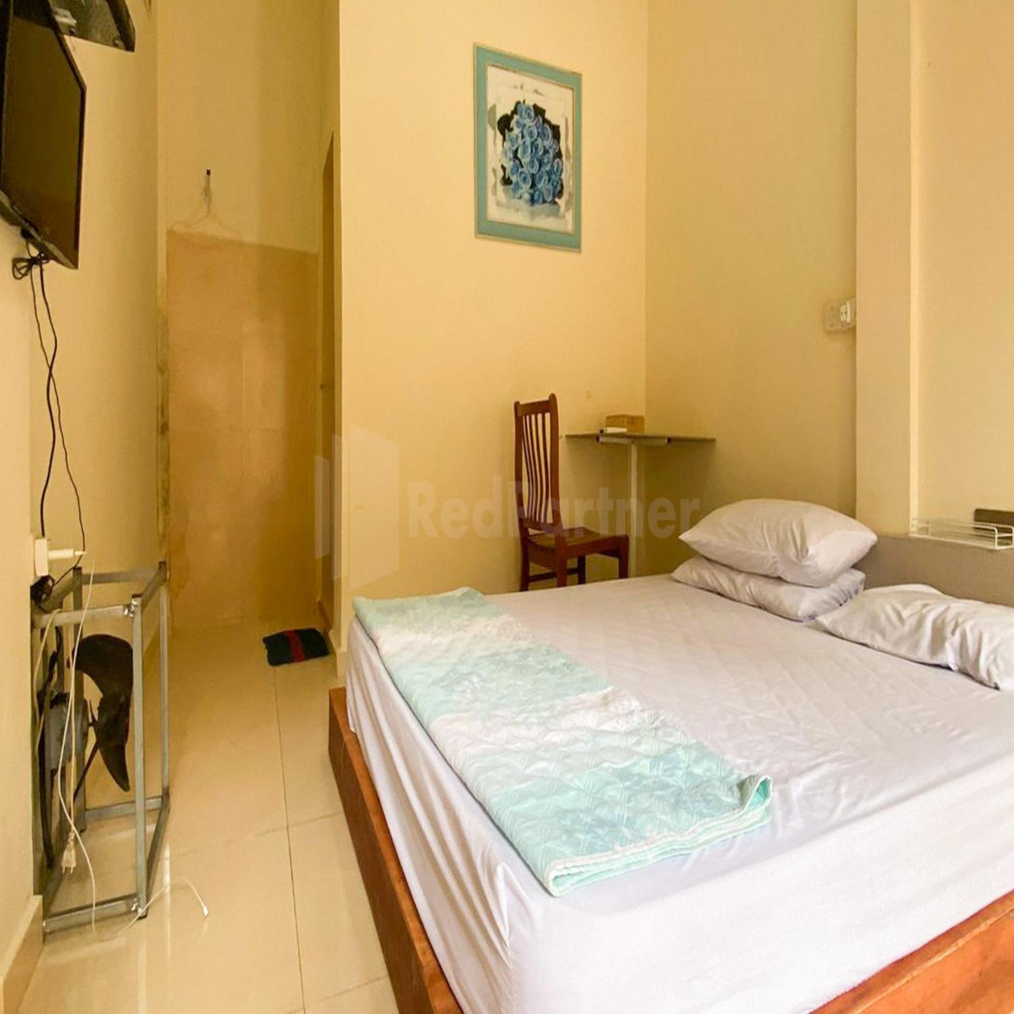Wisma Pinggir Mitra Reddoorz Tanjung Pinang Extérieur photo